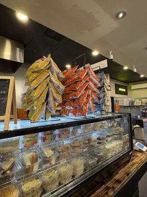 Eat-N-Out Pizza by null