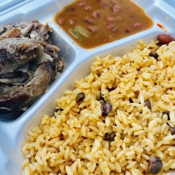 La Kueva Restaurant - Pernil Lunch Special - Puerto Rican Near Me - Buffalo, New York