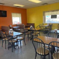 Anthony Leon’s Mexican Restaurant - Inside dinning area