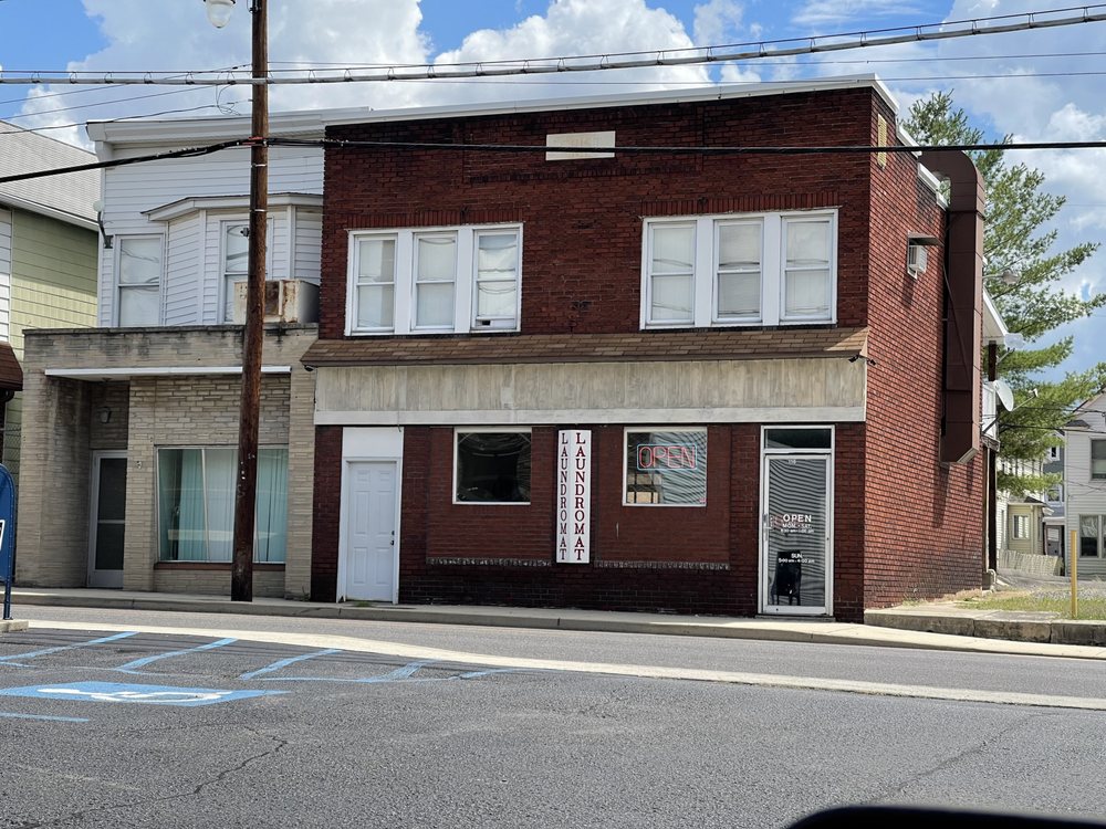 THE AVENUE LAUNDROMAT Updated August 2024 116 Virginia Ave