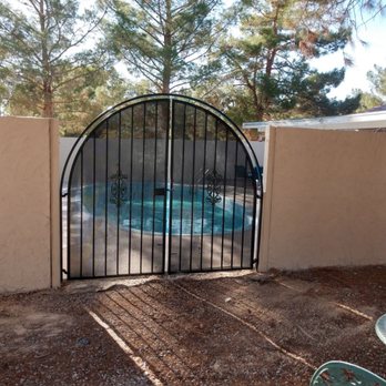 Alberto's Drywall - Gate install a new paint - Drywall Installation & Repair Near Me Alberto's Drywall - Gate install a new paint - Drywall Installation & Repair Near Me