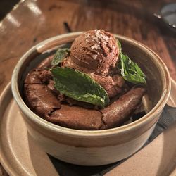 Twenty-four Blackbirds Honduras Brownie, Madagascan soil, oko-chile negro mousse