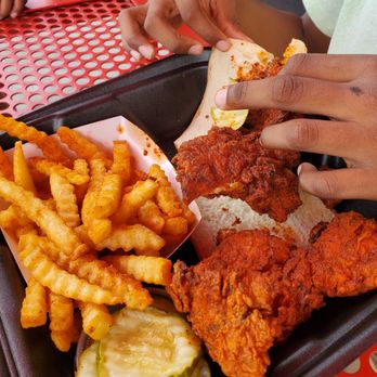 Dave's Hot Chicken - Chicken Shop Near Me - Orlando, Florida Dave's Hot Chicken - Chicken Shop Near Me - Orlando, Florida