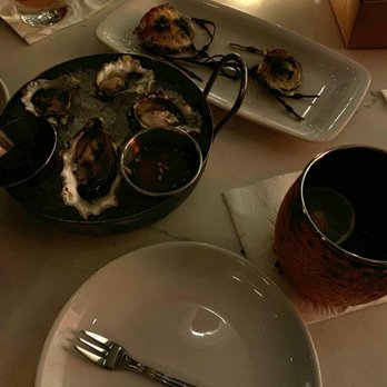 Olive + Oak - West coast oyster and cooked oysters - Wine Bars Near Me - Saint Louis, Missouri Olive + Oak - West coast oyster and cooked oysters - Wine Bars Near Me - Saint Louis, Missouri