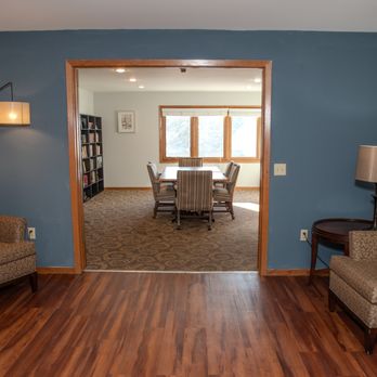 Eden Vista Madison - Living Room - Assisted Living Facilities Near Me - Madison, Wisconsin Eden Vista Madison - Living Room - Assisted Living Facilities Near Me - Madison, Wisconsin