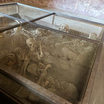 Pompeii Ruins - Landmarks & Historical Buildings Near Me - Pompei, NA