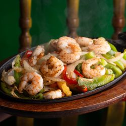 Abuela's Tacos - Shrimp Fajitas