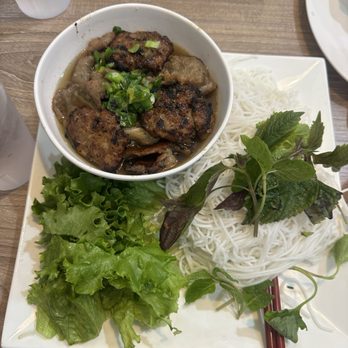 Pho Ngoc Lan Noodle House - 22. Hanoi Grilled Pork Vermicellli - Vietnamese Near Me - Newark, California Pho Ngoc Lan Noodle House - 22. Hanoi Grilled Pork Vermicellli - Vietnamese Near Me - Newark, California