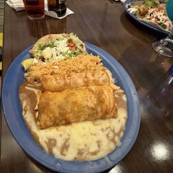 Blue Cactus Cantina - Mexican Near Me - Commerce Charter Township, Michigan
