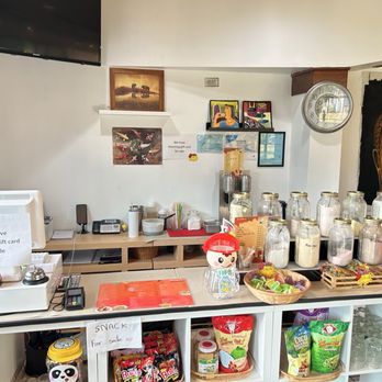 Charming Thai Restaurant - Bubble team station - Thai Near Me - Burlington, Connecticut