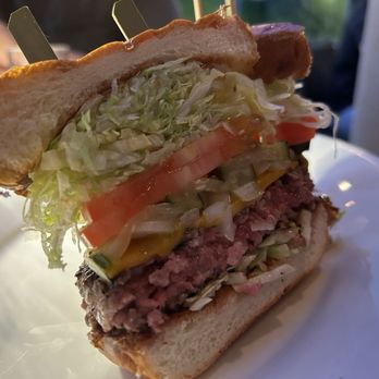 R+D Kitchen - Cheeseburger - New American Near Me - Newport Beach, California