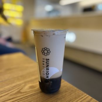 Sunright Tea Studio - Sunfish Boba Milk Tea - @rayz - Bubble Tea Near Me - Long Beach, California Sunright Tea Studio - Sunfish Boba Milk Tea - @rayz - Bubble Tea Near Me - Long Beach, California