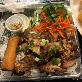 Roostar Vietnamese Grill - Chicken Meat Box Meal - Vietnamese Near Me - Houston, Texas Roostar Vietnamese Grill - Chicken Meat Box Meal - Vietnamese Near Me - Houston, Texas