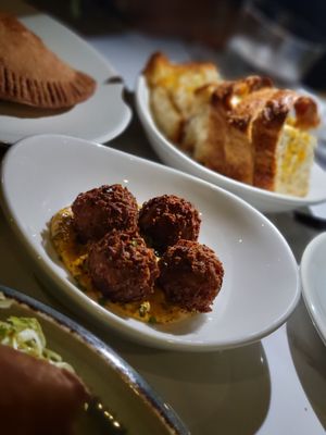 Maria's Oyster Bar by null