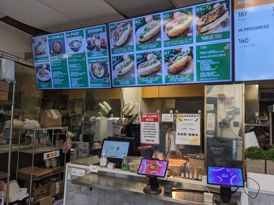 Banh Mi Huong Que by null