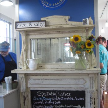 Marmalade Cafe and Bakery - Coffee & Tea Near Me - Morehead City, North Carolina