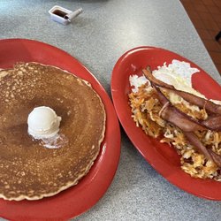 Lee's Family Restaurant
