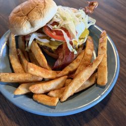 Pour House Bar & Grill - Always fresh, never frozen hamburgers'