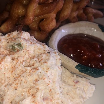 Giant - Jonah Crab Salad - New American Near Me - Chicago, Illinois