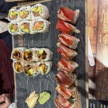 Sushi Kingdom - Sushi Bars Near Me - Hiram, Georgia