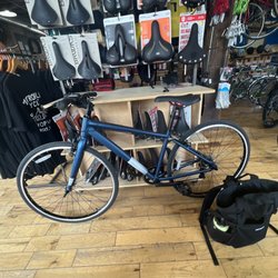 Metropolis Cycles - Batch Hybrid Lifestyle Bike