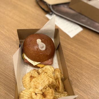 Vesta Coffee Roasters - Hawaiian Benedict Sandwich - Coffee & Tea Near Me - Las Vegas, Nevada