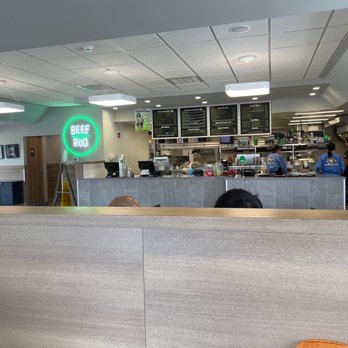 Beef  A Roo - Dining room - Burgers Near Me - West Dundee, Illinois