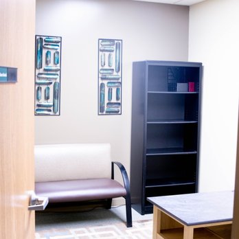 One Health Ohio - Counseling Room - Medical Centers Near Me - Youngstown, Ohio One Health Ohio - Counseling Room - Medical Centers Near Me - Youngstown, Ohio