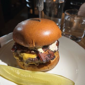 Au Cheval - Single Cheeseburger with bacon - Bars Near Me - Chicago, Illinois