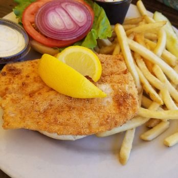 Island Fish - Fish sandwich - Seafood Near Me - Marathon, Florida