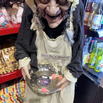 Savannah Candy Kitchen - Candy Stores Near Me - Fort Washington, Maryland