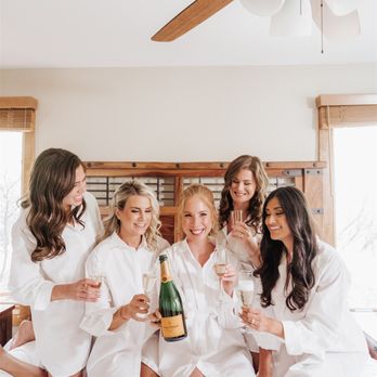 Candelaria Beauty - Estes Park Bridal Hair and Makeup - Makeup Artists Near Me - Denver, Colorado Candelaria Beauty - Estes Park Bridal Hair and Makeup - Makeup Artists Near Me - Denver, Colorado