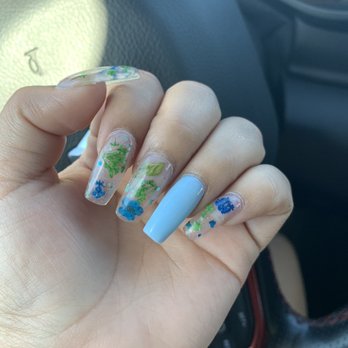 Oasis Nail Lounge - Already coming off not even a full week - Nail Salons Near Me - Houston, Texas