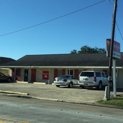 Aloe Vera Center - There is no store front sign, but this place has been here next to State Farm Ins. since 1985!!! Great products.