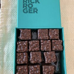 Patrick Roger - They call them the BD5. We get a double box of milk chocolate and dark chocolate.