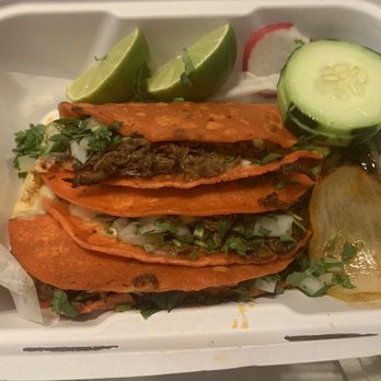 Tacos El Pariente - Birria tacos - Food Trucks Near Me - Germantown, Maryland