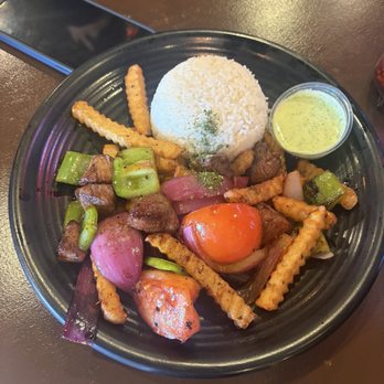 OMELI Kitchen - Lomo Saltado - Vietnamese Near Me - Fullerton, California