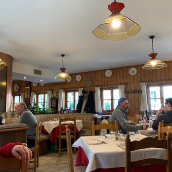 La Stua - Food area - Pizza Near Me - Bormio, SO La Stua - Food area - Pizza Near Me - Bormio, SO