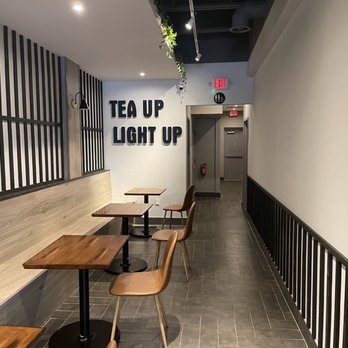 Gong Cha Chantilly - Back seating area - Bubble Tea Near Me - Chantilly, Virginia