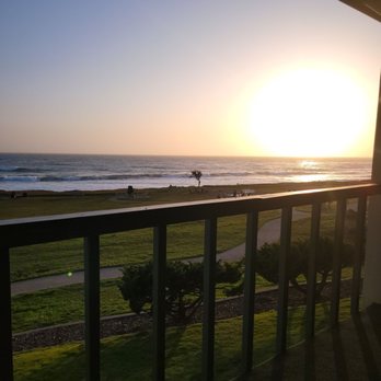 Cavalier Oceanfront Resort - Stunning sunsets from this room. - Resorts Near Me - San Simeon, California Cavalier Oceanfront Resort - Stunning sunsets from this room. - Resorts Near Me - San Simeon, California