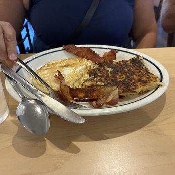 IHOP - Coy - Breakfast & Brunch Near Me - Kahului, Hawaii