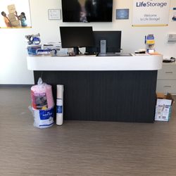 Life Storage - Inside. Desk to check in