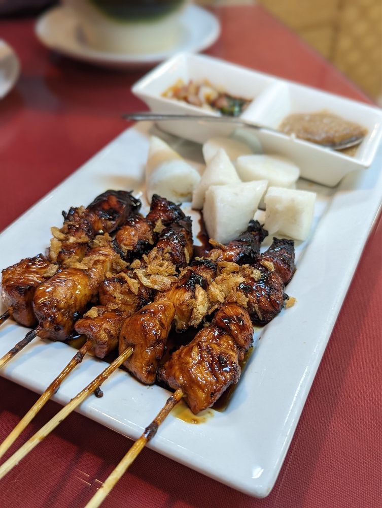 WARUNG INDONESIAN HALAL RESTAURANT CLOSED Updated July 2024 181