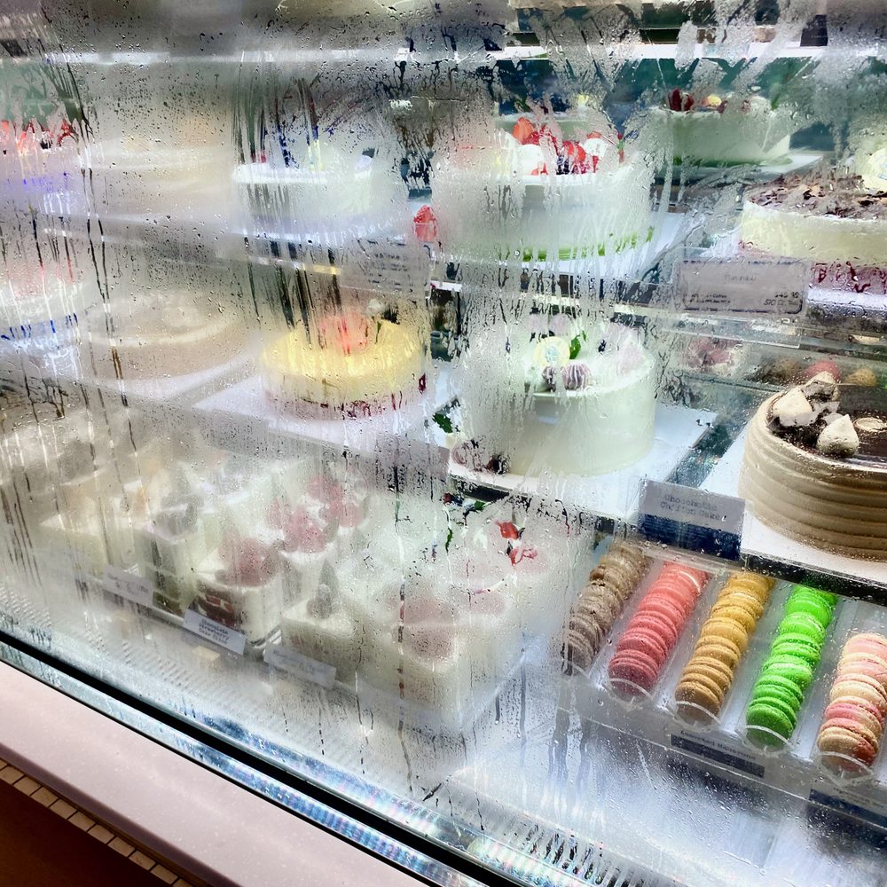 Paris Baguette - There are Amazing selection of pastries, with fantastic Espresso, Cappuccino...other beverage price are good. - Bakeries Near Me - New York, New York Paris Baguette - There are Amazing selection of pastries, with fantastic Espresso, Cappuccino...other beverage price are good. - Bakeries Near Me - New York, New York