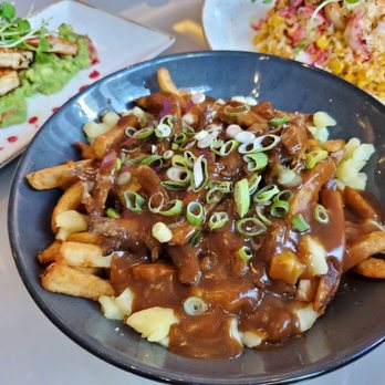 Draco Markham - Duck poutine - Canadian (New) Near Me - Markham, Ontario