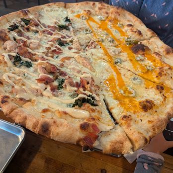 Lost Grove Brewing - 1/2 Spicy Boi 1/2 Julius pizza - Breweries Near Me - Boise, Idaho Lost Grove Brewing - 1/2 Spicy Boi 1/2 Julius pizza - Breweries Near Me - Boise, Idaho