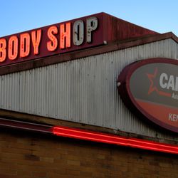 CARSTAR Kenmore - neon