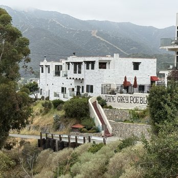 Zane Grey Pueblo Hotel - Hotels Near Me - Avalon, California Zane Grey Pueblo Hotel - Hotels Near Me - Avalon, California