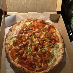 Pizzaiolas - Asian chili pizza