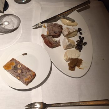 Steirereck - Cheese plate - Austrian Near Me - Vienna, 9 Steirereck - Cheese plate - Austrian Near Me - Vienna, 9